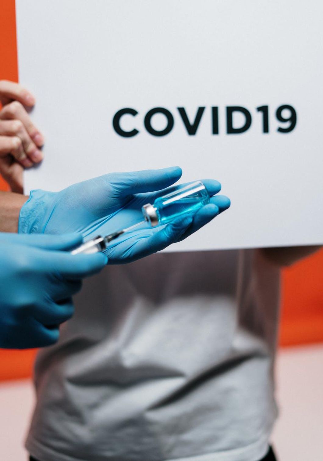 I Waited Over Four Hours To Try And Get An Extra COVID Vaccine, And Here Was My Experience