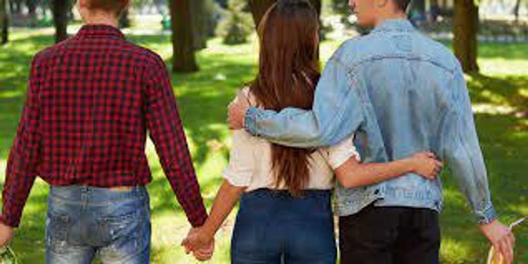 7 Tips for Dating a Poly Person