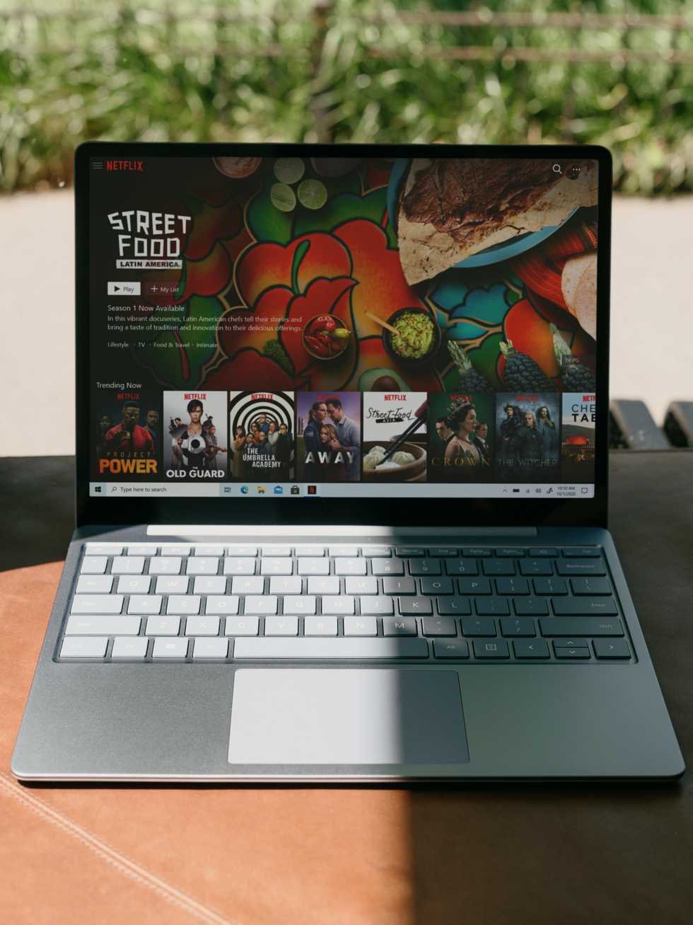 3 Binge-Worthy Netflix Shows To Fill Your Summer Free Time