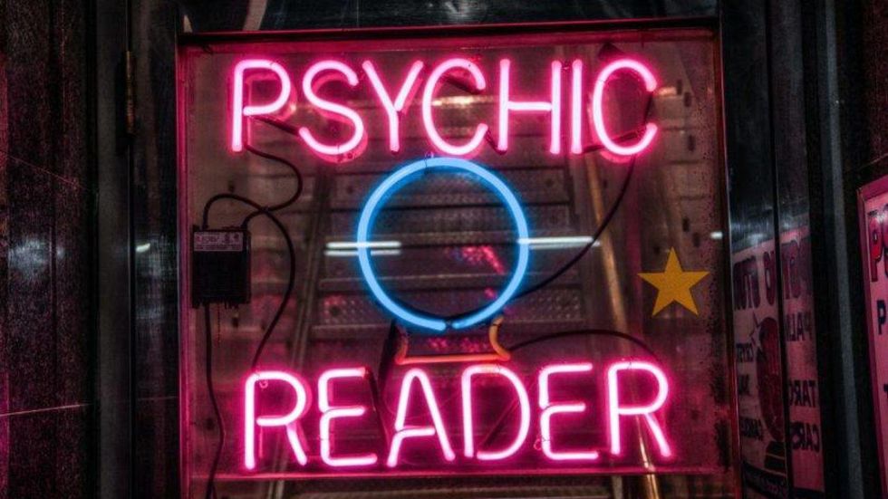 Love Psychics Reading: Brings True Happiness