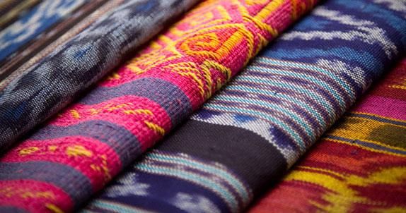 Reasons that Make Ikat Fabric and Design so Popular