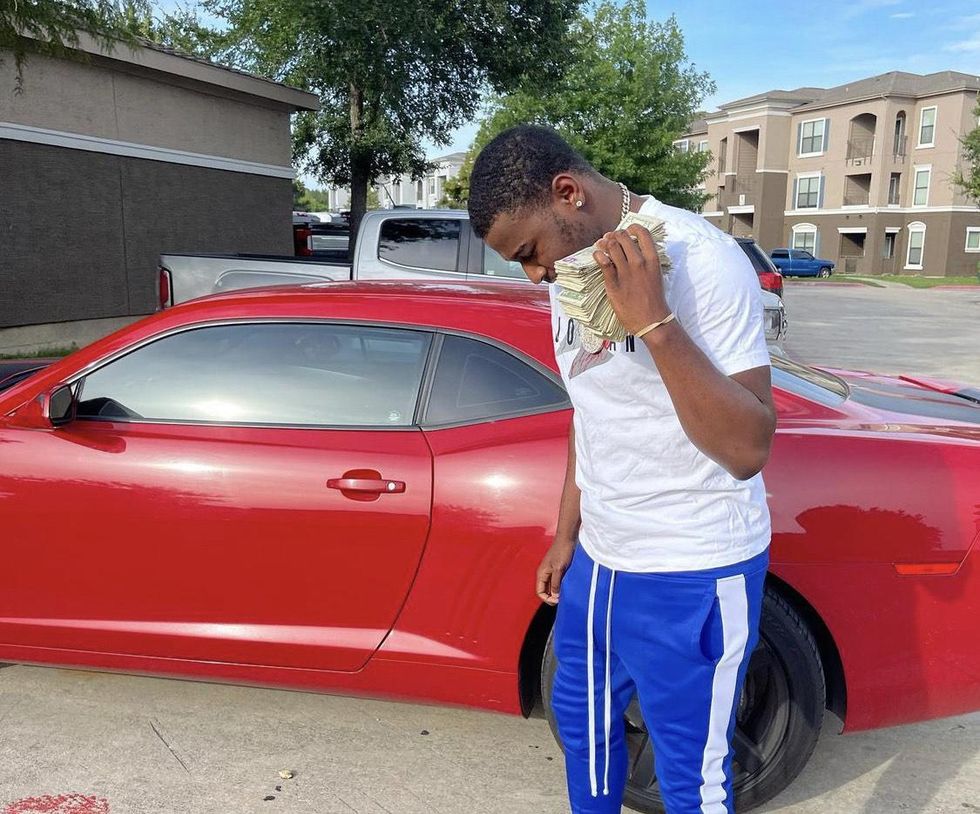 CamoGlizzy is a Rap Artist Who is Changing The Music Game