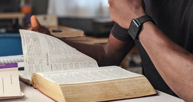 Reasons For Reading the Bible - The Easier Way