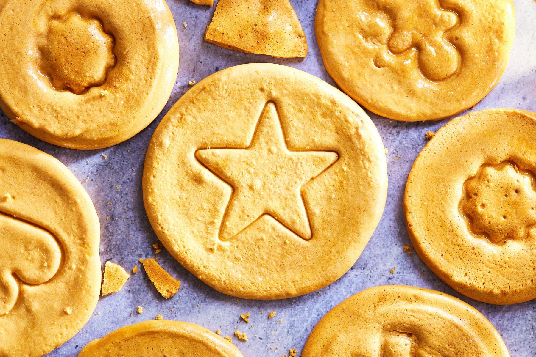 "Squid Game" Dalgona cookie