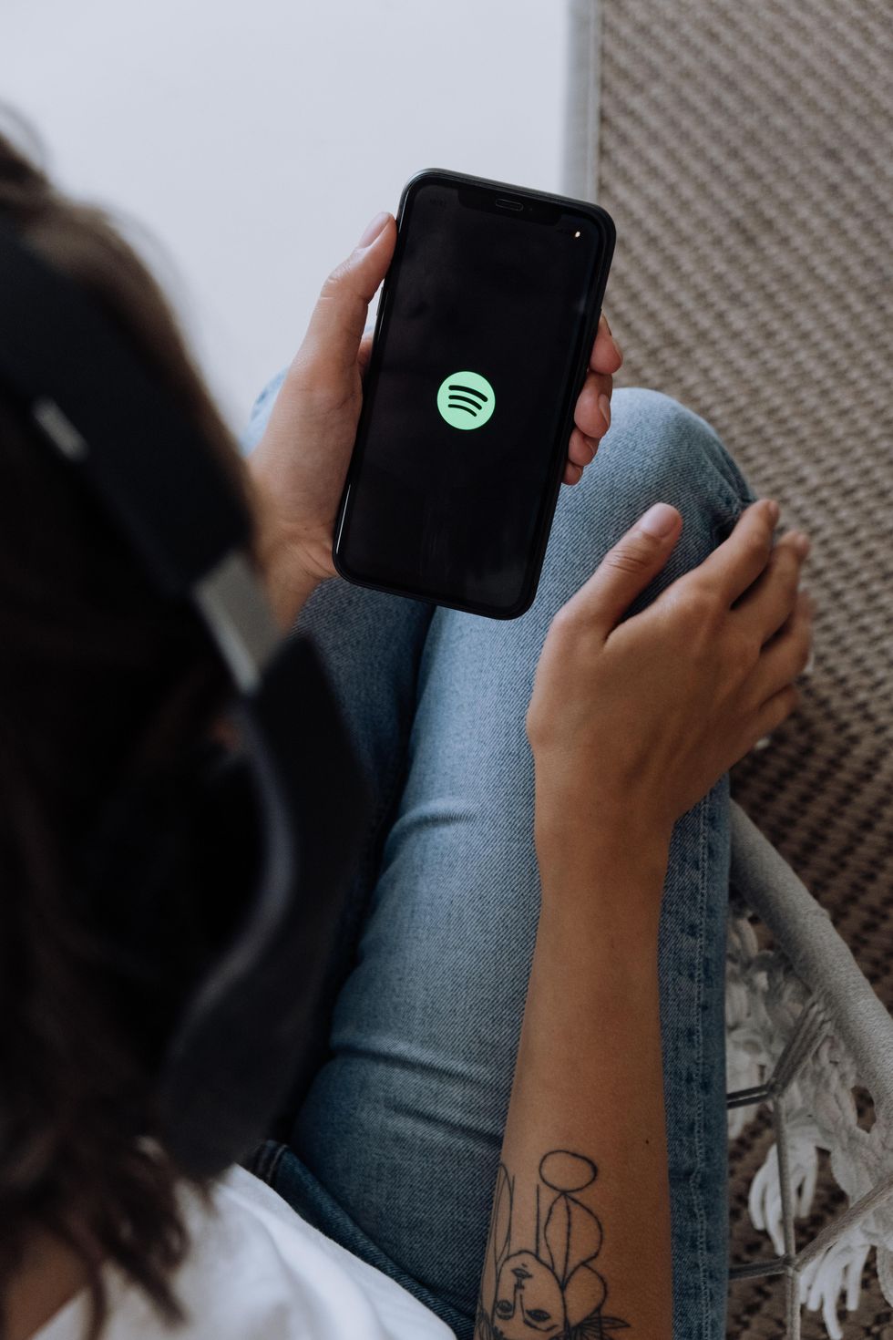 How Apps Like Spotify Is Infiltrating Our Data