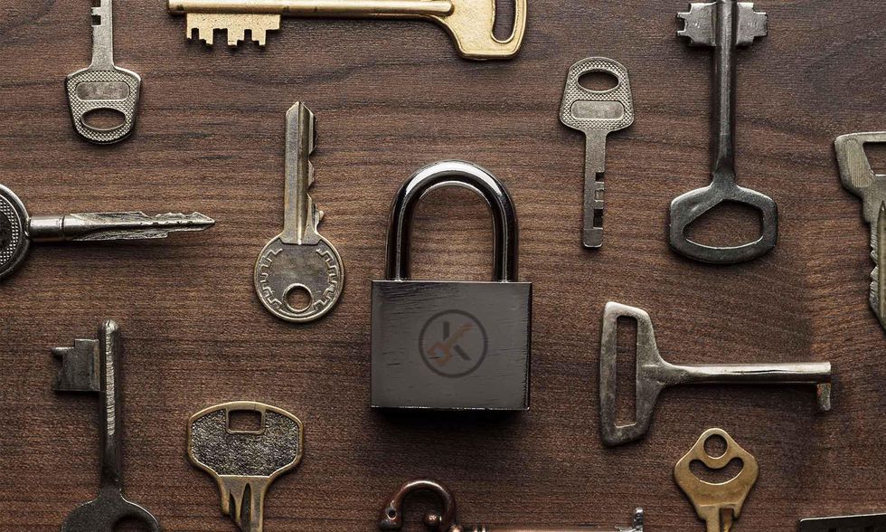 6 Simple Solutions to Fix Broken Key in a Lock: A Locksmith Dubai Guide