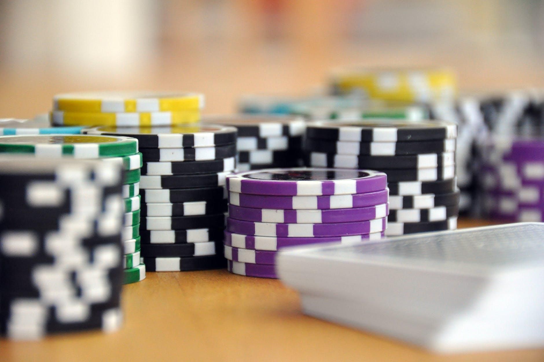 How do you find a reliable online casino?