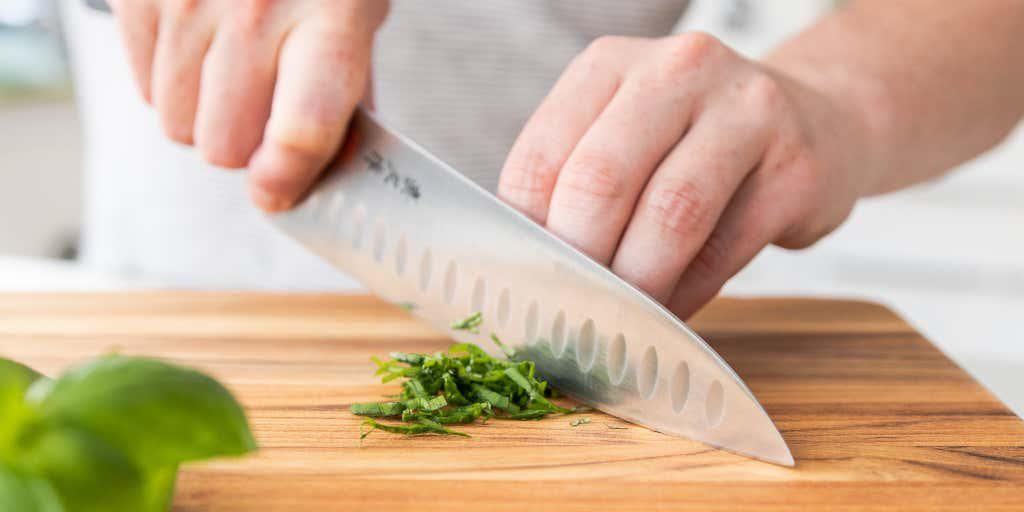 Which cutting board is best for knives