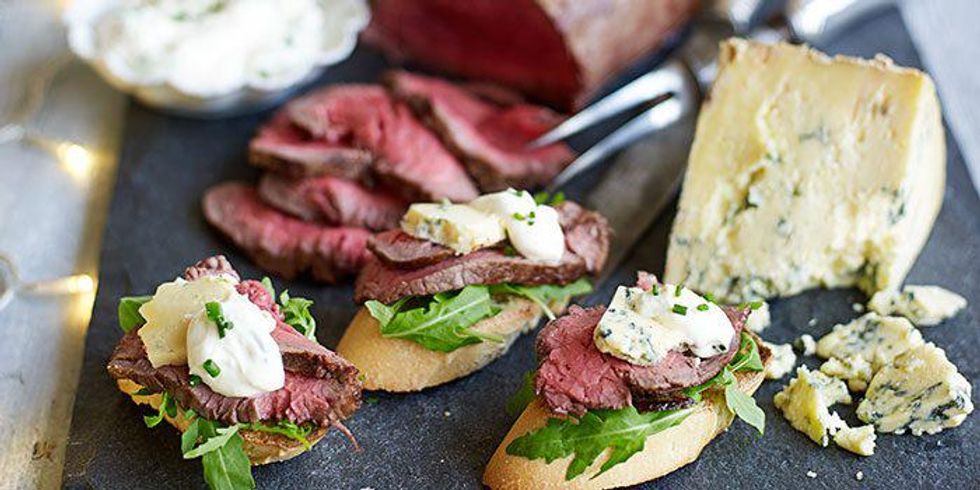 6 tips for mastering the art of
the dinner party menu