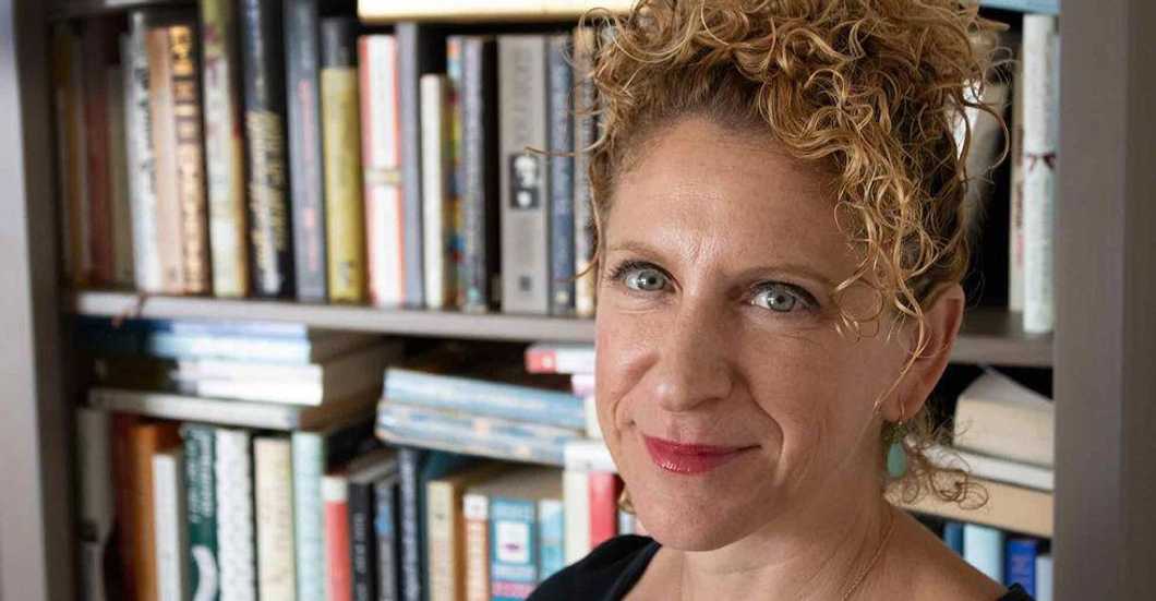 Author, Adrienne Alitowski, Encourages Readers to Follow Their Dreams Through Groundbreaking Memoir Documenting Her Success During Trying Times