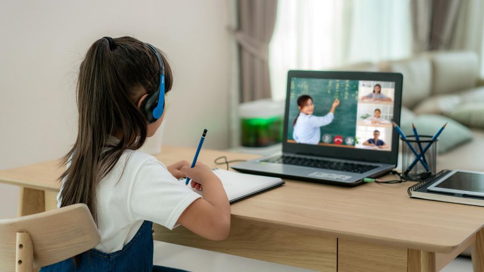 ​Online Learning Puts Education At Your Fingertips