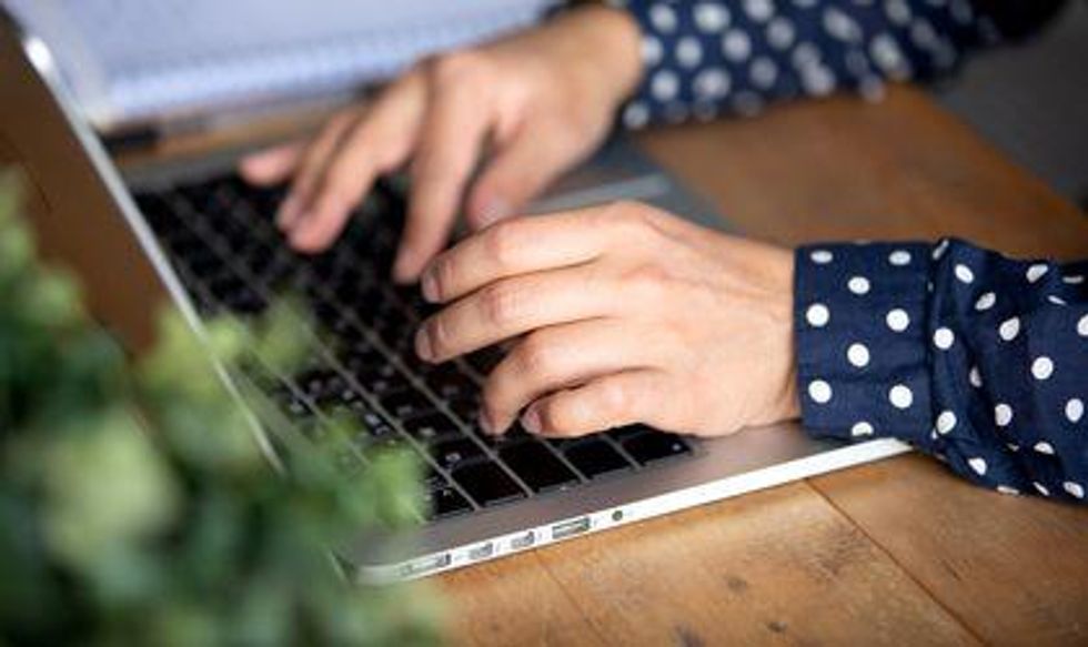 Best Essay Writing Sites: Top 5 Essay Services Reviewed