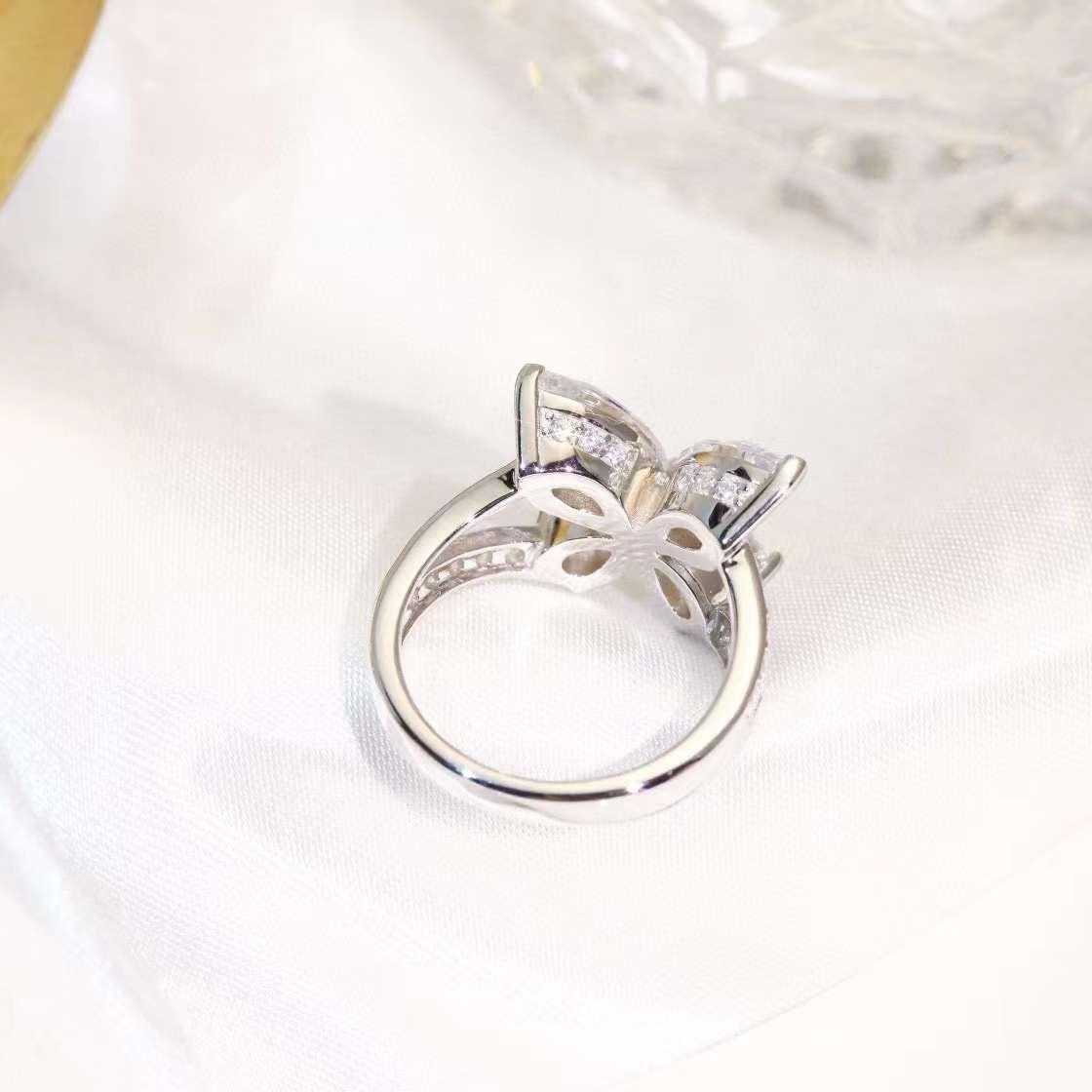 Is a moissanite Wedding Ring Worth Buying?