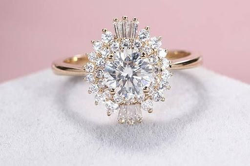 How to Find the Best Engagement Rings