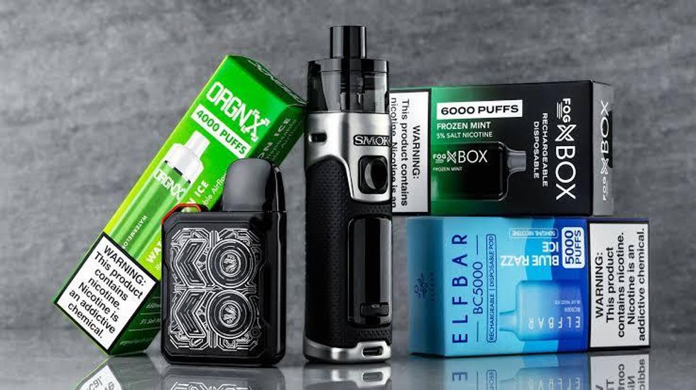 Realistic Vaping Guide: The 10 Best Accessories and Top Vape Shops