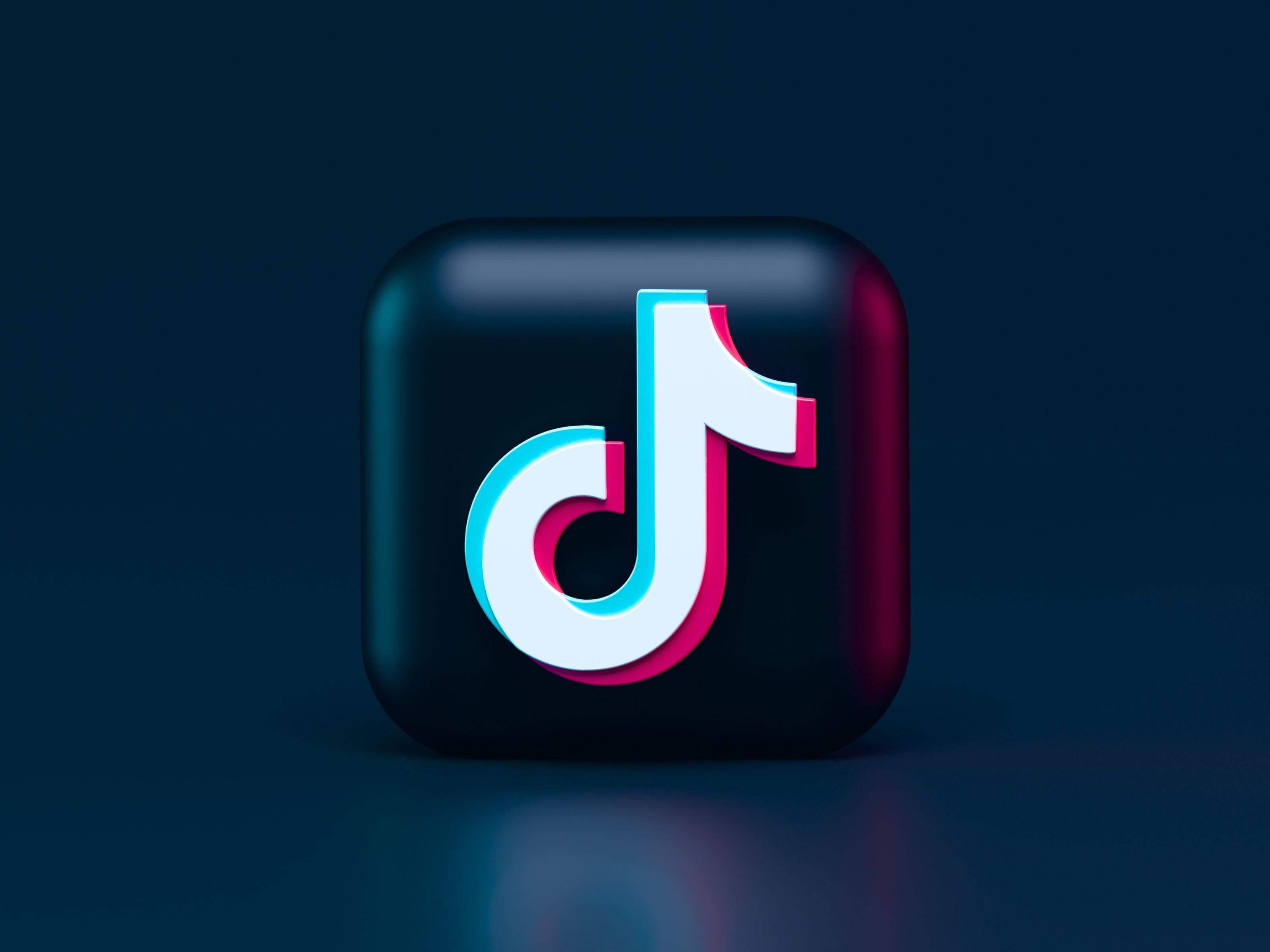 Downloader for Tiktok: How to Download Videos from TikTok to Your Computer or Mobile