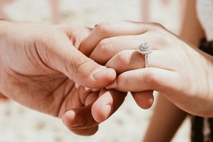 6 Tips for Picking Out the Perfect Engagement Ring