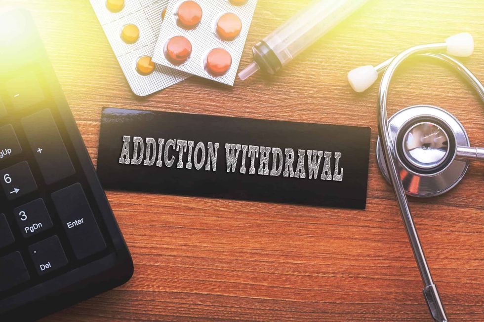 Tips for detoxing from alcohol and managing withdrawal symptoms