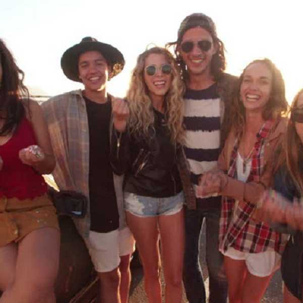 10 Signs You're The Mom Of Your Friend Group