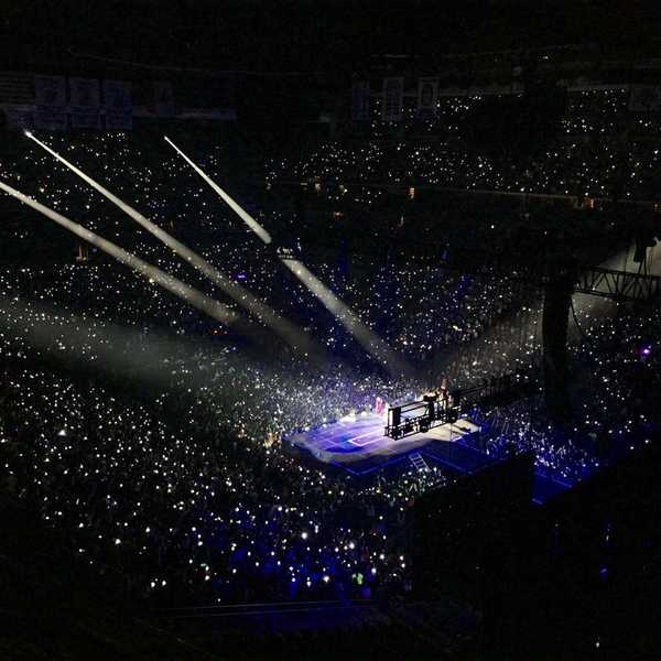 I Went To My First K-Pop Concert And Here's What Happened
