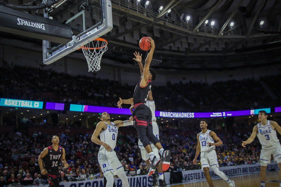 7 Things That Happen When Troy Goes To March Madness