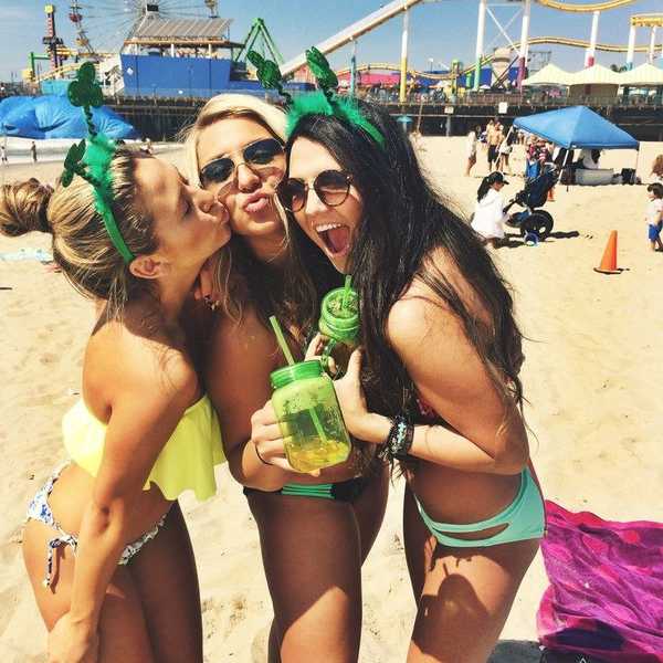 Your Ultimate Spring Break Expectations Vs. The Embarrassing Reality