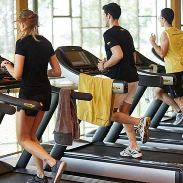 14 Thoughts You Have At The Gym