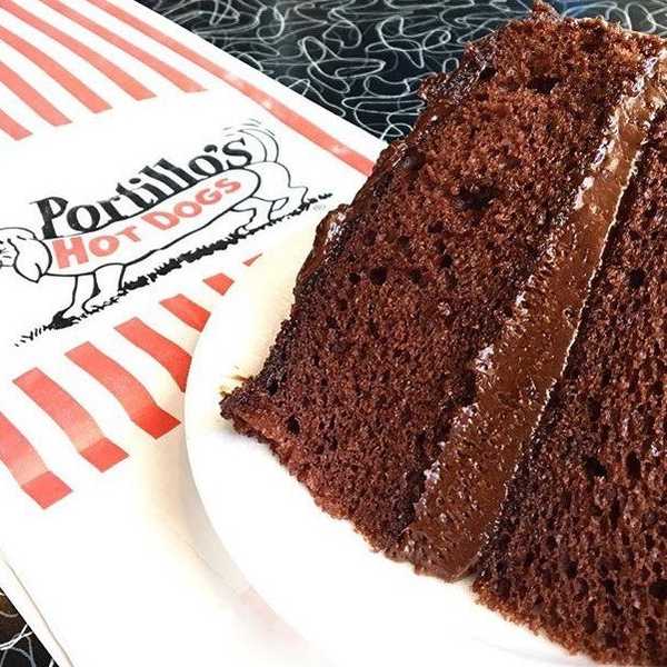 Portillo's: Ultimate Chicago-Style Dining In Florida