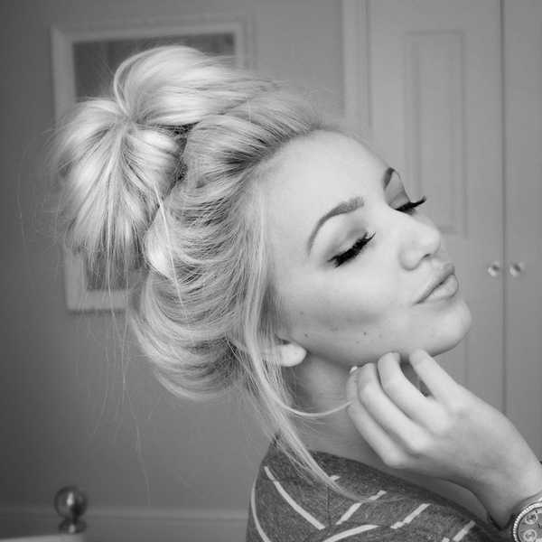 11 Hairstyles Every College Girl Has In Her Weekday Arsenal