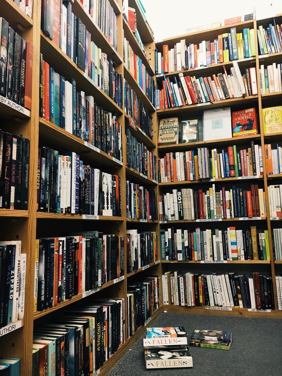 Top 9 Teen Fiction Books You Need To Read