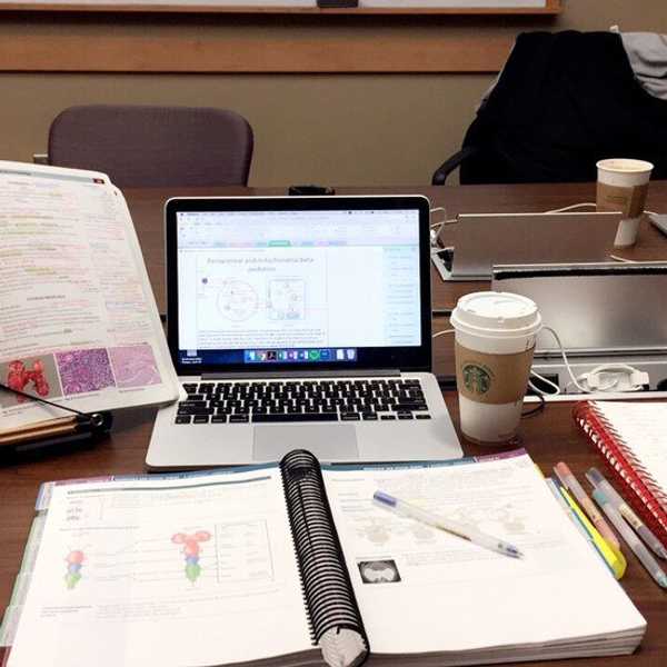 31 Snapchat Stories All Pre-Medical/Pre-Health Care Majors Post Daily