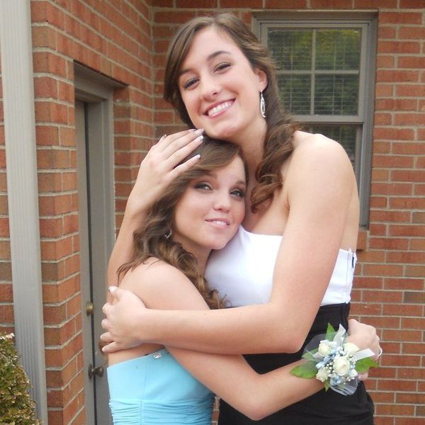 10 Struggles Only Tall Girls Understand