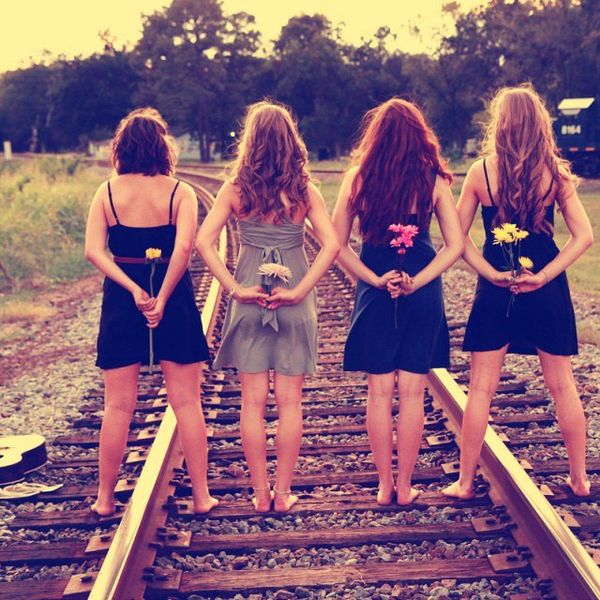 To the Girls i Live With