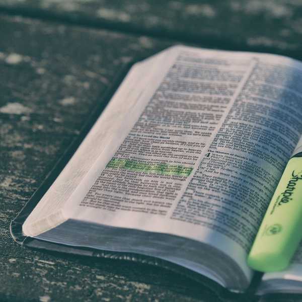 5 Verses To Encourage Discipleship In College