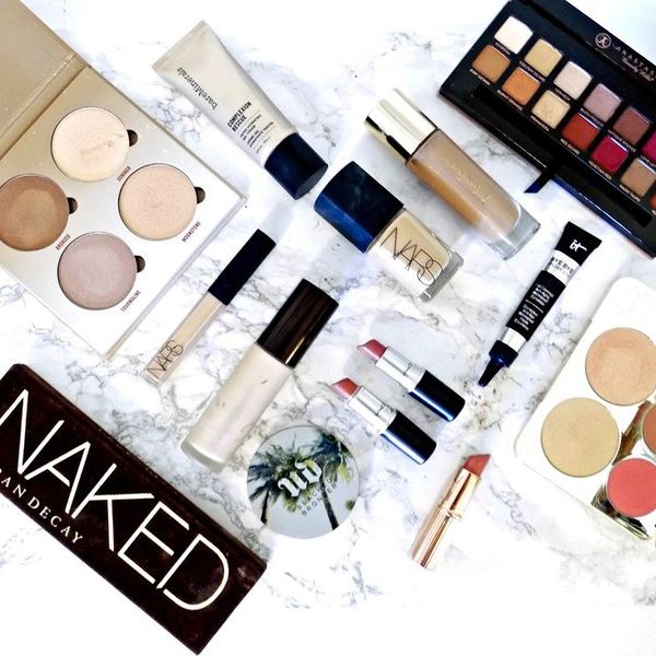 5 Makeup Pieces I Would Take If I Was Stranded on a Desert Island
