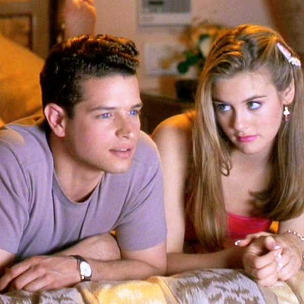 Here's Why It's Hard To Find Meaningful Relationships In College