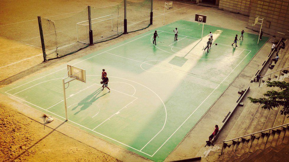 30 Signs You Were A High School Basketballer