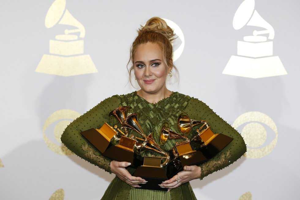 Adele Made Us Rethink What A Role Model Means During the Grammys