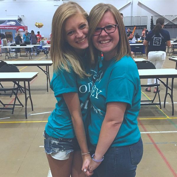 21 Signs You're Obsessed With Your Best Friend