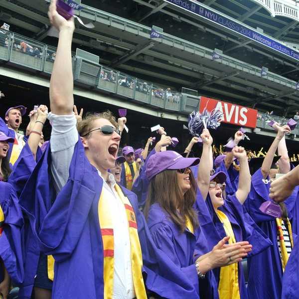 10 Reasons Why GLS Majors Need Their Own Clothing Line At The NYU Bookstore