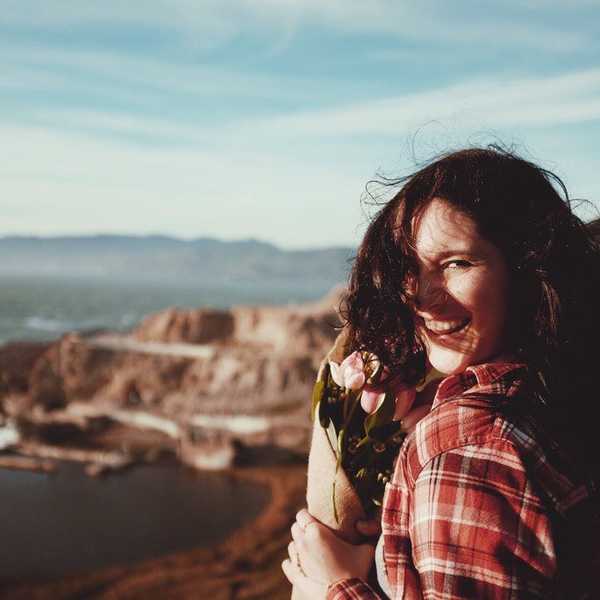 10 Things Single Gals Should Do On Valentine's Day