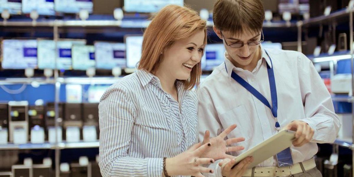 6 Reasons Why You Should Work Retail At Least Once | The Odyssey Online