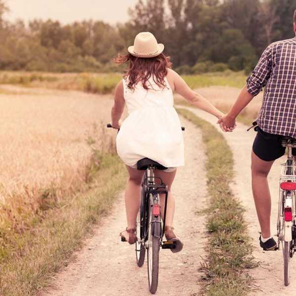 9 Valentine's Day Date Ideas That Don't Suck