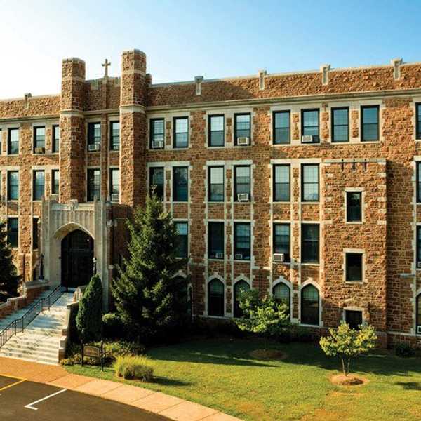 30 Thoughts Every College Freshman Has