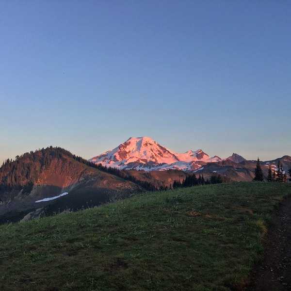 9 Reasons You Need More Hiking In Your Life