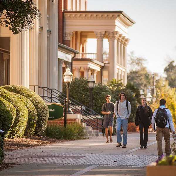 10 Things All College Freshmen Know To Be True