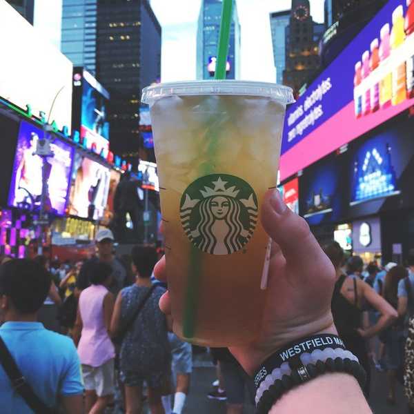 8 "Must Haves" From A Starbucks Barista