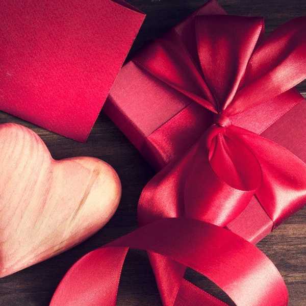 I'm Single And Love Valentine's Day