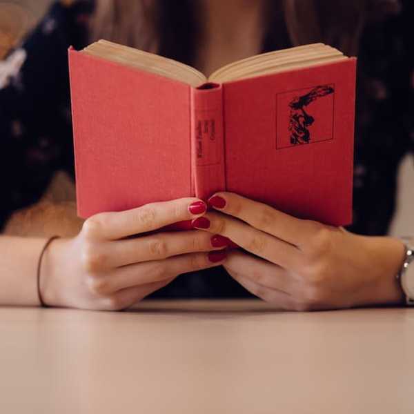 Five Reasons It's Better to Be An English Major