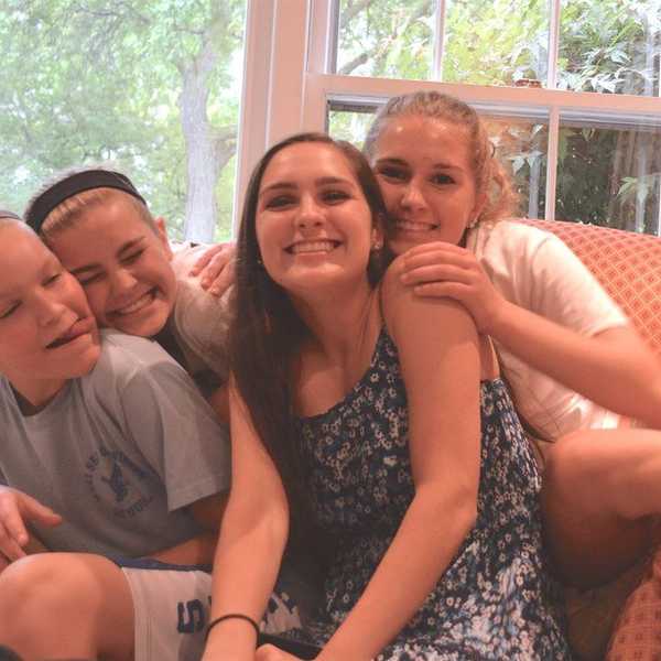 7 Important Rules Anyone Growing Up With Sisters Knows